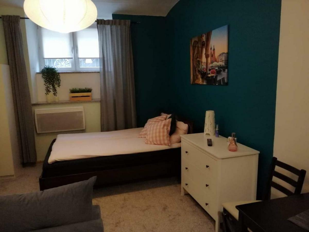 Klimatyczny Apartament Apartment Krakow Luaran gambar